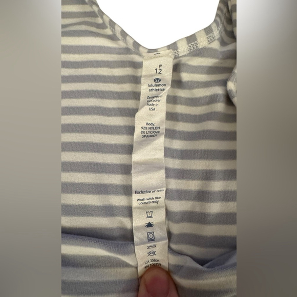 Lululemon Align waist length tank - Picture 3 of 3